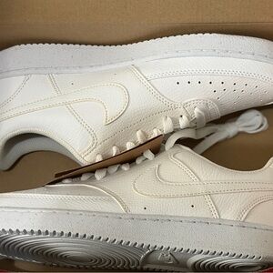 Brand new Nike Court Vision Low Men’s size 7